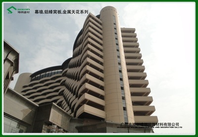 探秘搏朗建材 金屬吊頂與鋁制品的品質之選